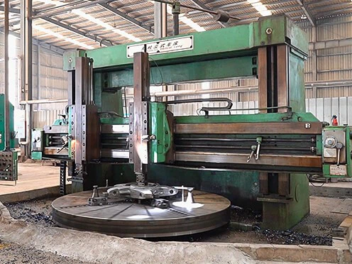 EXCT Manufacturing Facilities Vertical Machining Center EXCT Manufacturing Facilities Vertical Machining Center