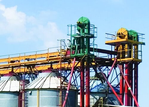 Élévateur à godets à grains