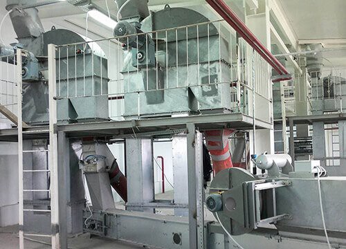 Élévateur à seau à sucre