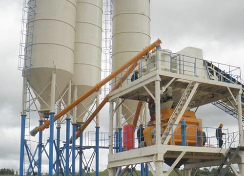 Convoyeur à vis de ciment