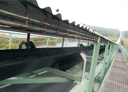 Convoyeur terrestre longue distance